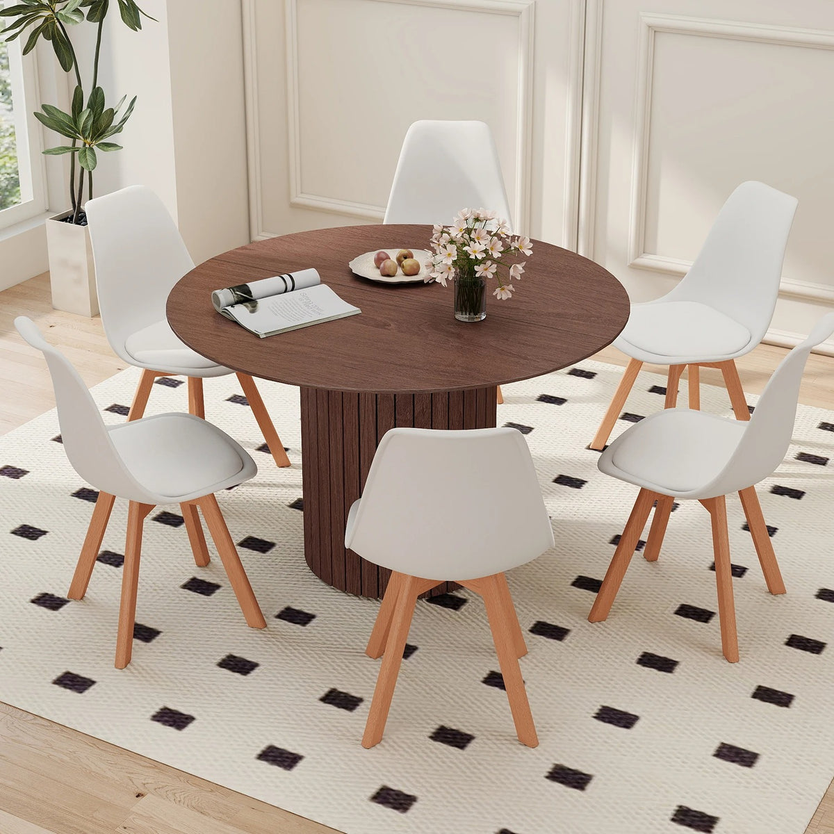 Table en bois style épuré