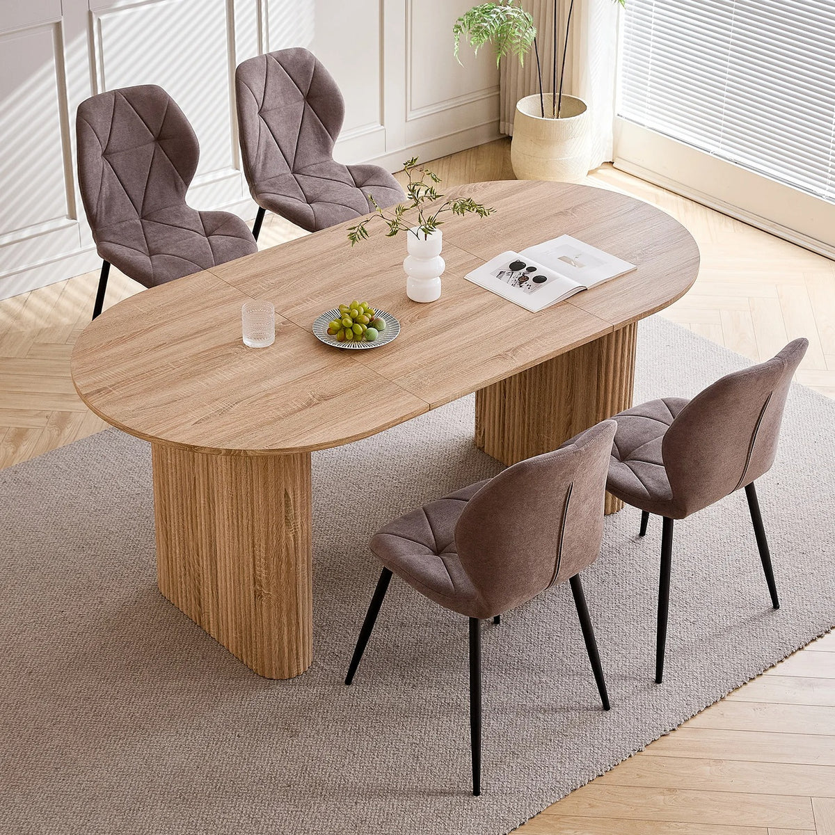 Table en bois massif ovale