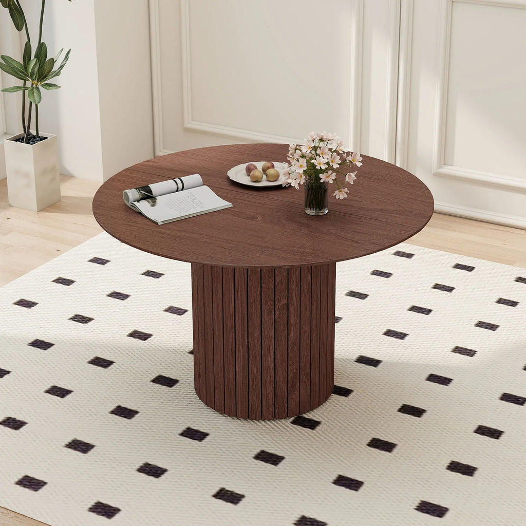Table en bois style épuré