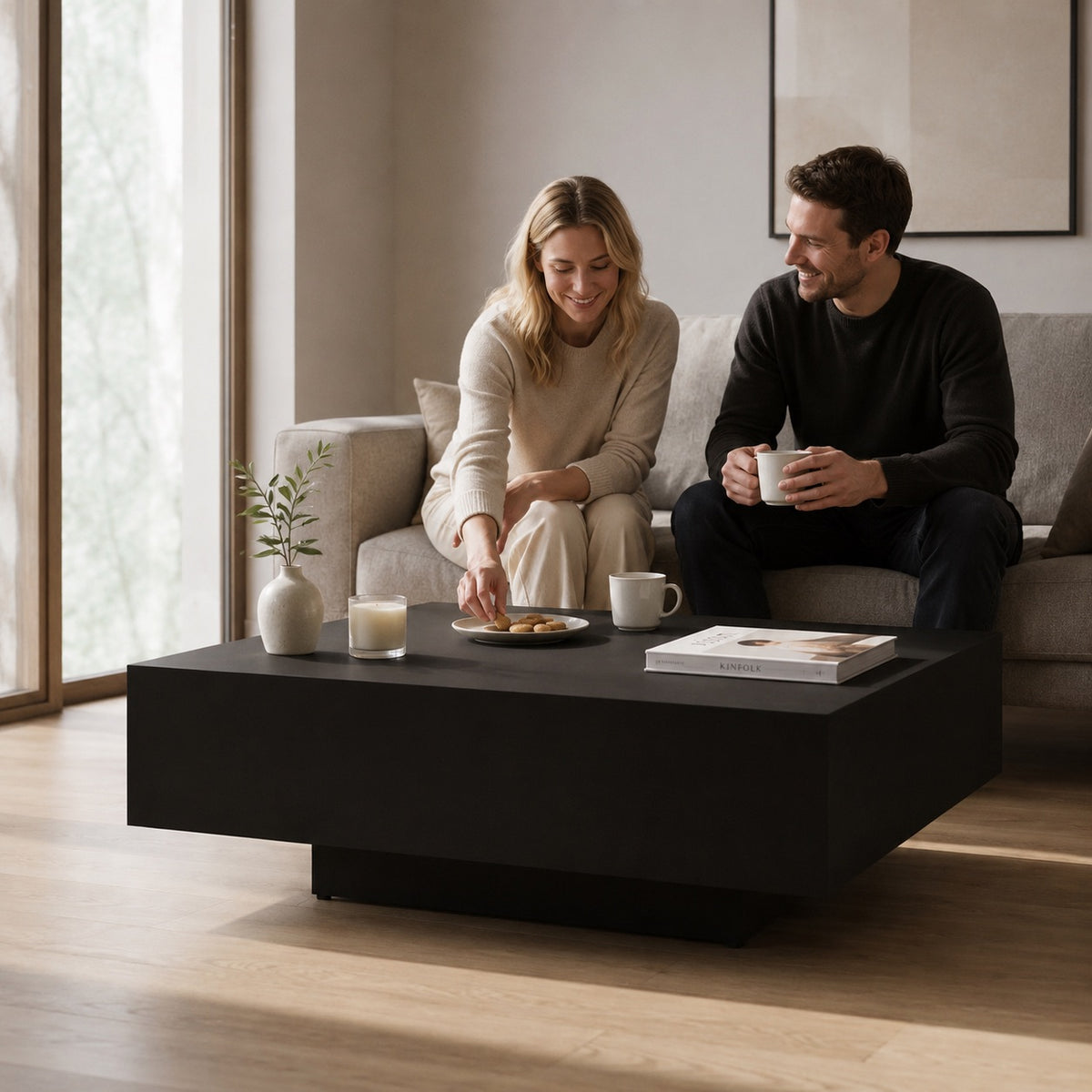Table basse en bois noir profond rectangulaire